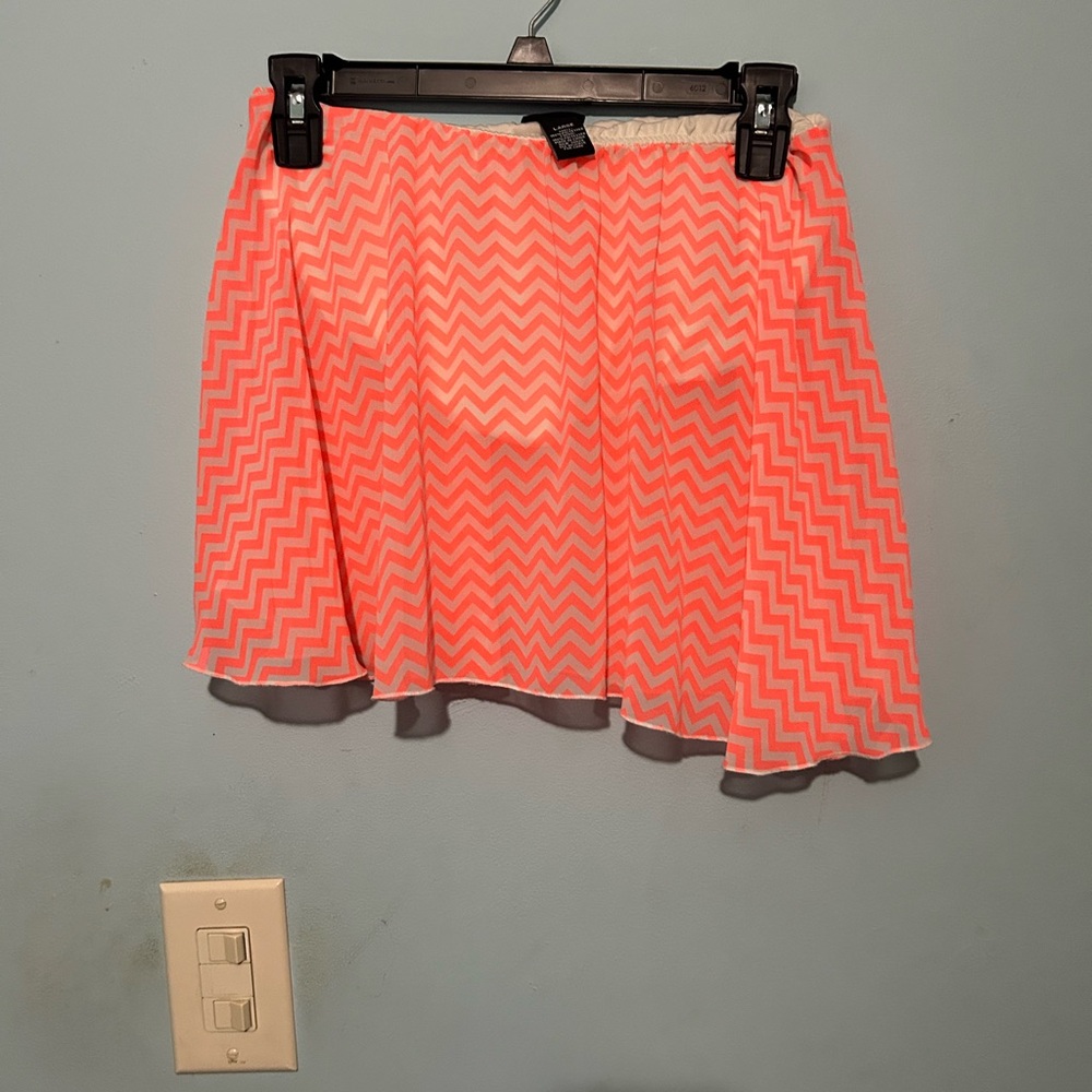 Rue21 Pink White Skater Crop Top